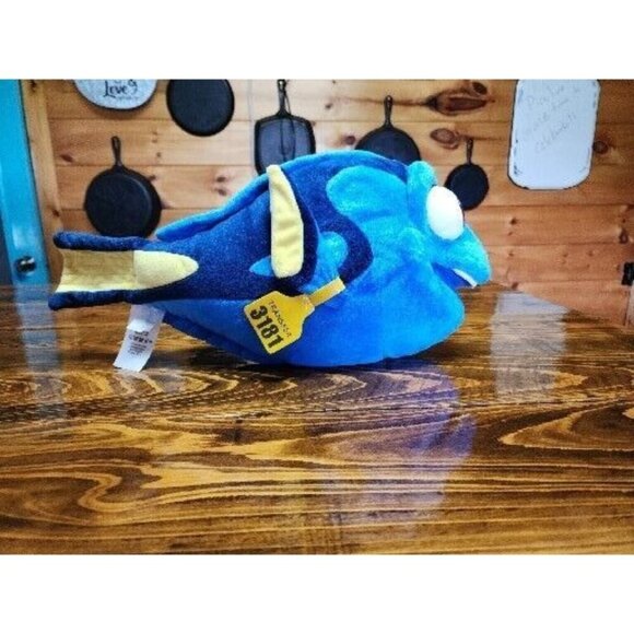 Authentic Disney Store Finding Dory 17" Plush With Transfer Tag and Regular Tag - Picture 1 of 7